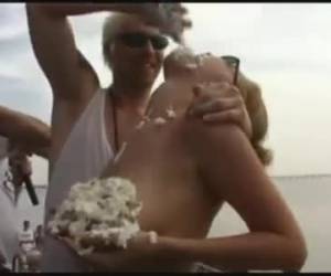 siempre divertido whiteh springbreak, buenos estudiantes que lo borracho y vergüenza. bien chica que desnuda tetas pero ver, estamos preparados para él.