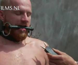 Publiekelijk vernederd tijdens de gay parade