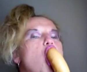 buscar profundidad la esposa cachonda consolador grande en su boca lleva su boca puto y la quieres consolador say.look profundo el whiteh esposa cachonda consolador en su boca sobresale