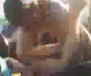 Safada bem puta mostrando o pau duro e gostoso, ela tem um rabo perfeito e uma bucetinha bem melada, essa vadia adora fazer um sexo perfeito e